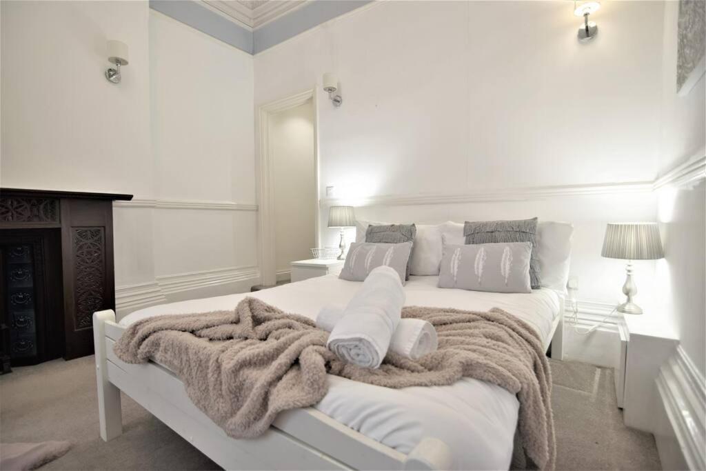 Flash Sales Offer - Any Week Day No Minimum Night Restrictions Central Hove 1 Bedroom Flat Bn38Bru02 Exterior foto